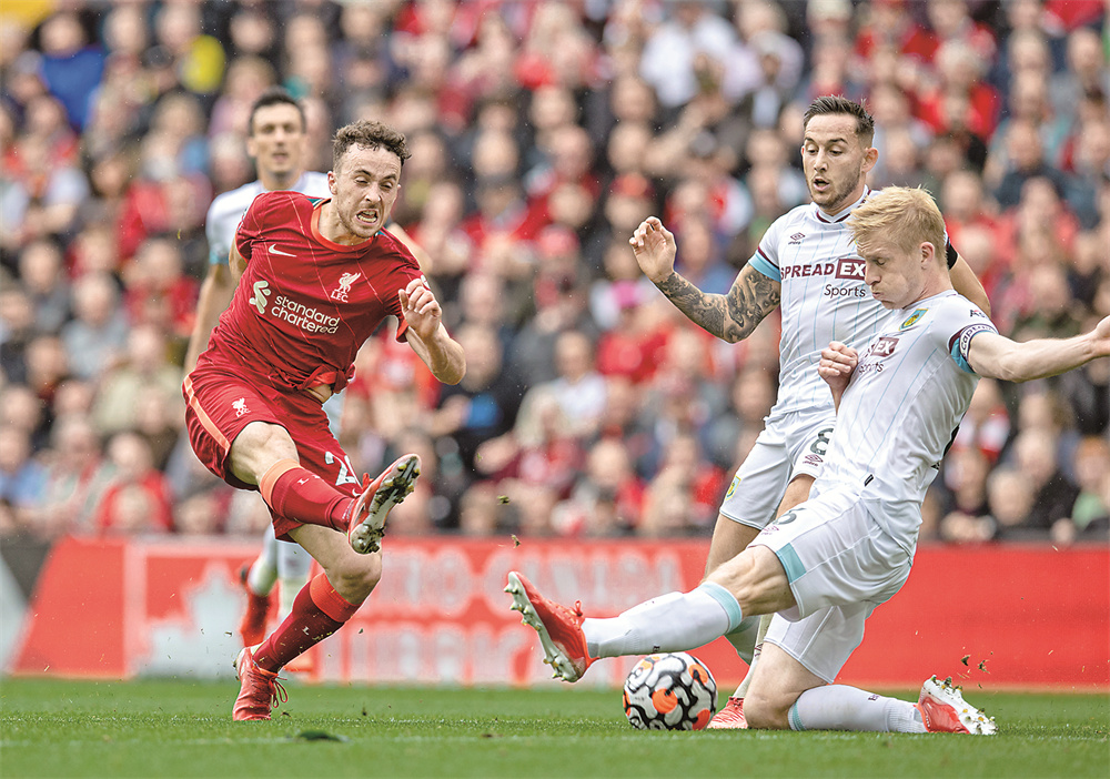 拉美媒体：拜仁、曼联、马竞追逐厄瓜多尔17岁中场卡斯蒂略（拉媒：拜仁、曼联与马竞竞逐厄瓜多尔17岁中场新星卡斯蒂略）