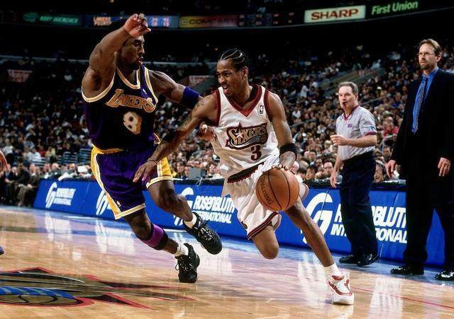 川超联赛出现暴力事件，凉山队球员比赛结束后飞踹裁判（川超联赛发生暴力冲突，凉山队员赛后飞踹裁判）