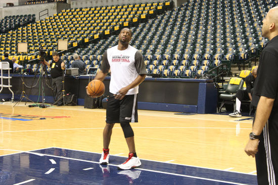 荷媒：阿贾克斯将与小克鲁伊夫会面，他是贾府新任总监候选人（荷媒：阿贾克斯计划与小克鲁伊夫会谈，后者入围新任总监候选）