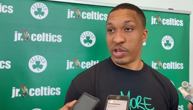 亨德利与利索夫斯基13年前单局限时赛经典对决（13年前亨德利对阵利索夫斯基的单局限时赛名局）