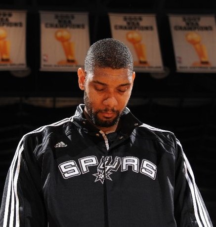 新鹏城vs成都：三外援PK四外援，韦世豪、杨明洋出战（新鹏城对阵成都：三外援迎四外援，韦世豪与杨明洋登场）